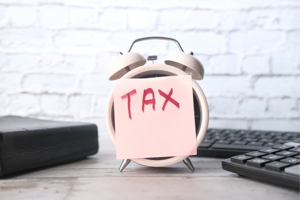 Cách tính thuế đối với cá nhân trực tiếp ký hợp đồng làm đại lý bảo hiểm?